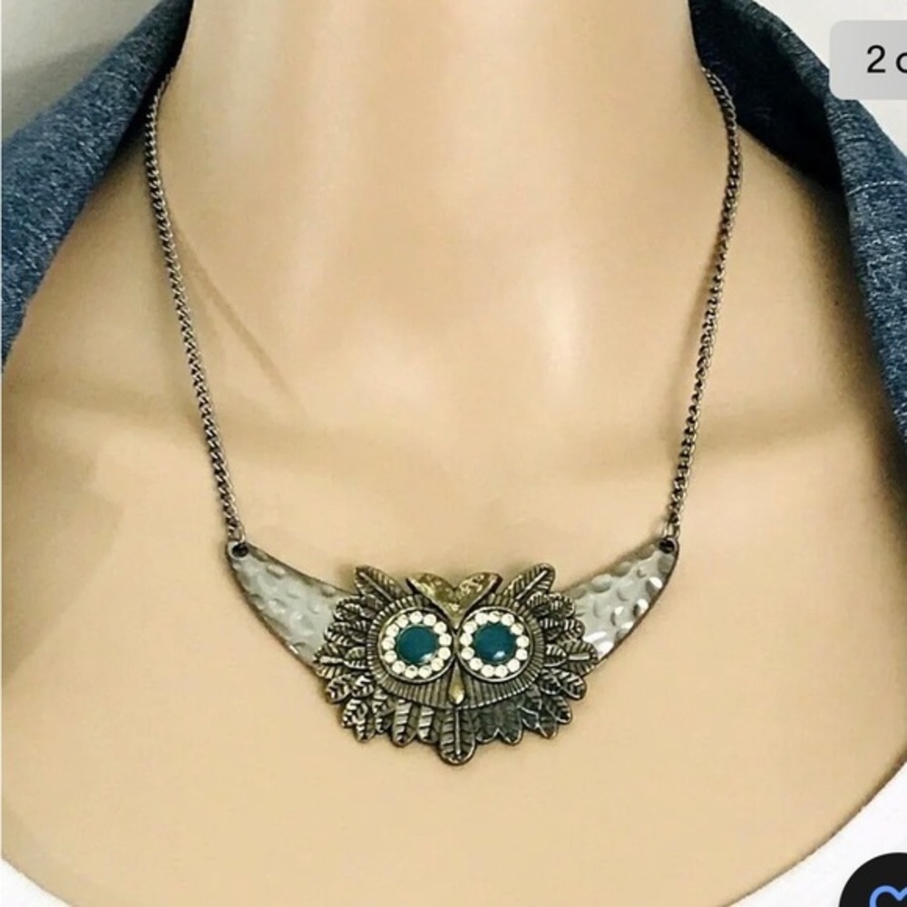 Two Tone Owl Pendant w/Rhinestones